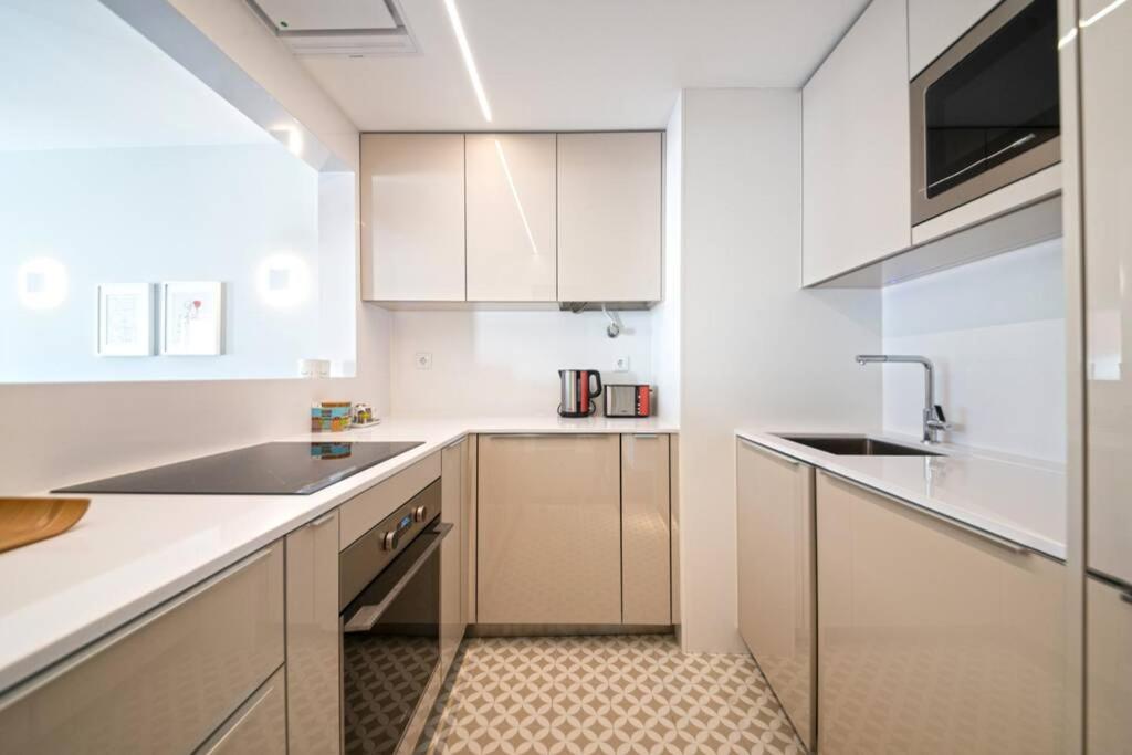 Av. Da Liberdade Comfortable Apt With Balcony Lisboa Extérieur photo