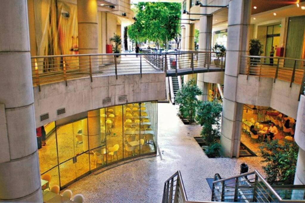 Av. Da Liberdade Comfortable Apt With Balcony Lisboa Extérieur photo