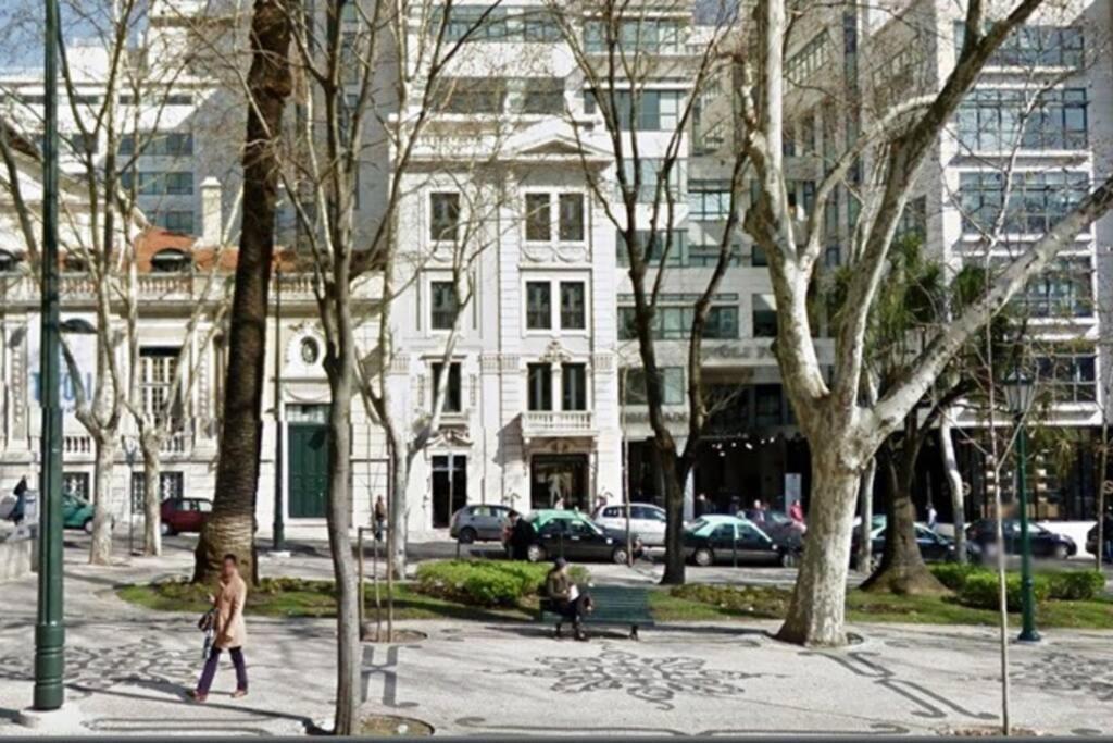 Av. Da Liberdade Comfortable Apt With Balcony Lisboa Extérieur photo